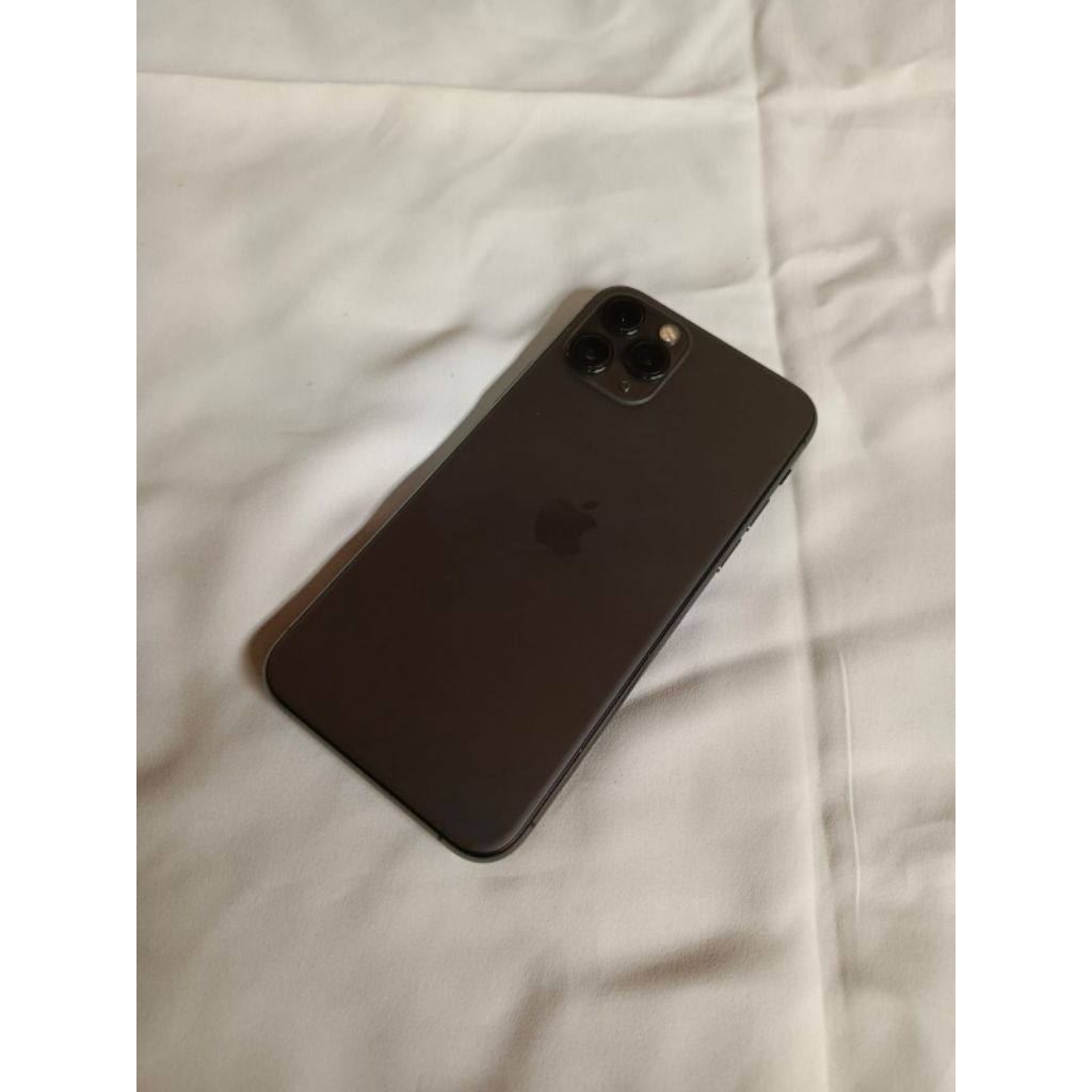 iphone 11 pro 256gb lock passcode