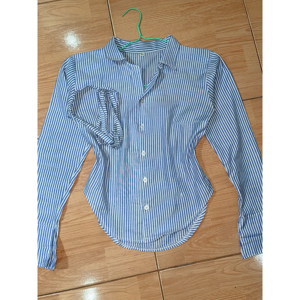 kemeja biru salur