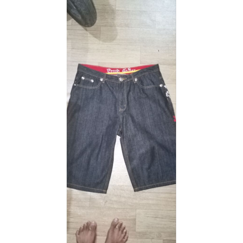 Crown Holder jorts