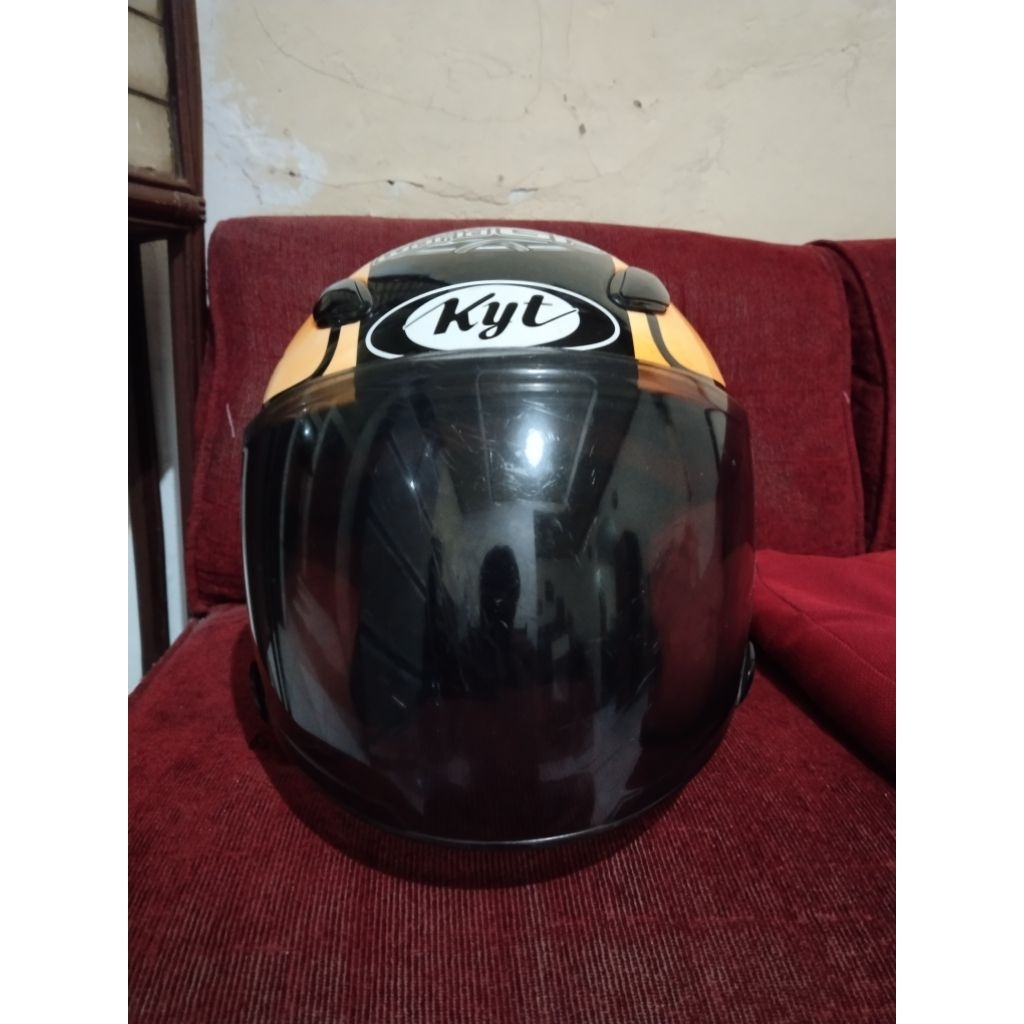 Helm kyt dj maru bekas