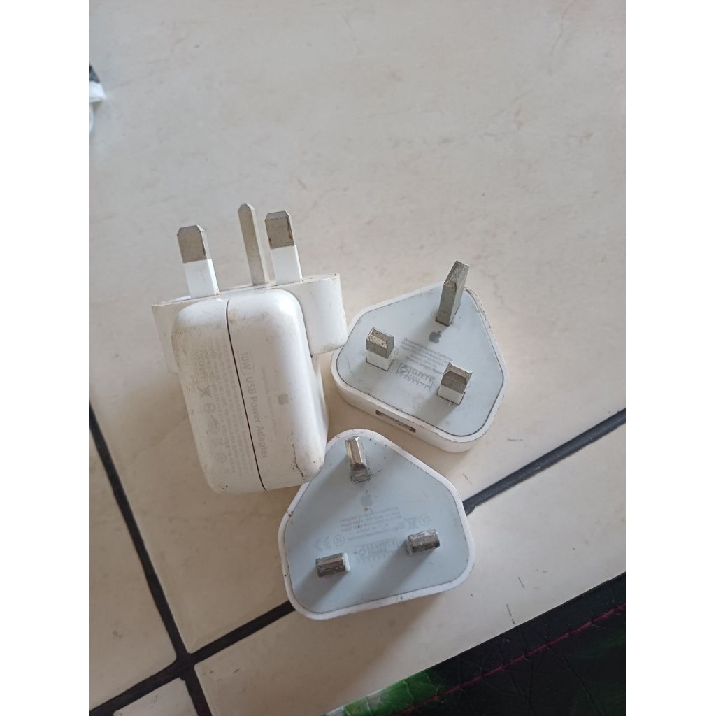 Adaptor IPhone kaki 3 original
