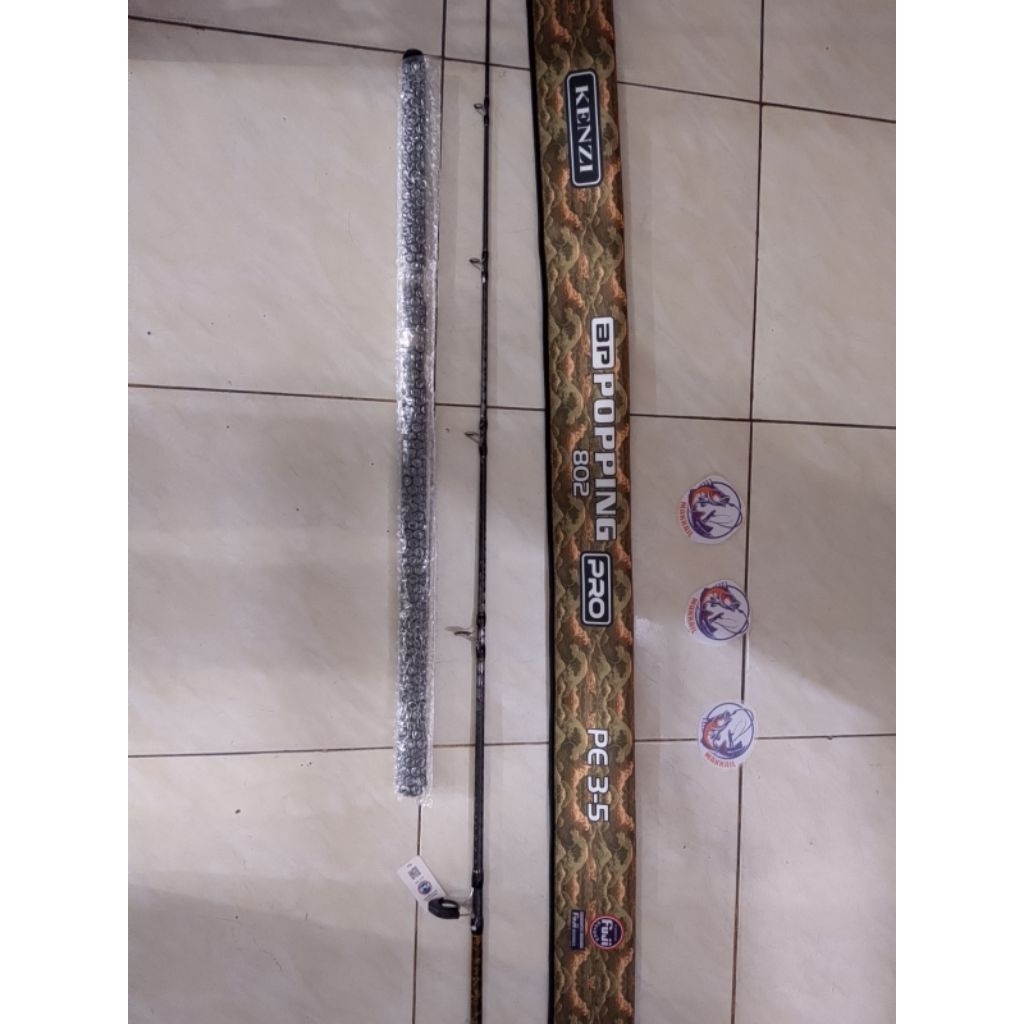Joran Pancing KENZI POPPING PRO 802 berukuran 240 cm dengan teknologi karbon nano Jepang