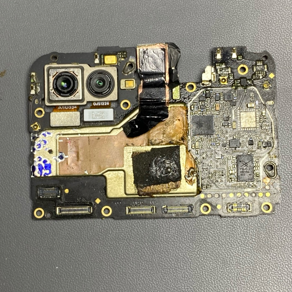 mesin oppo f9 minus gk bisa di cas(bekas servisan)