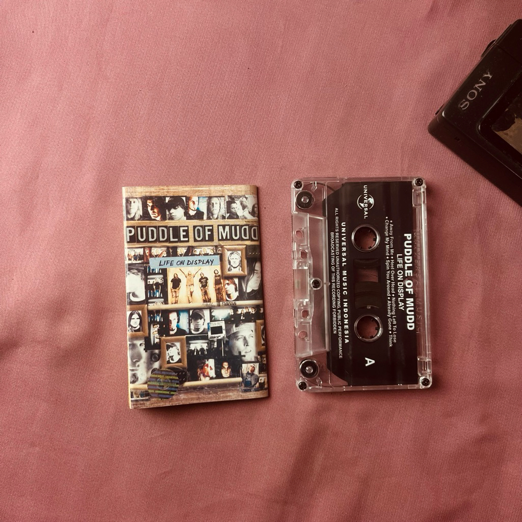 Kaset Pita Puddle Of Mudd Life On Display Original Alternative Rock Collection