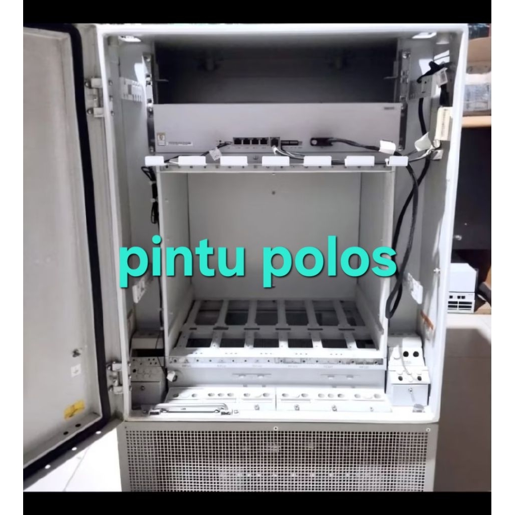 Rak server outdor indor untuk GPON OLT Rak server TMC 11 untuk GPON OLT dan Rack inverter PLTS garan