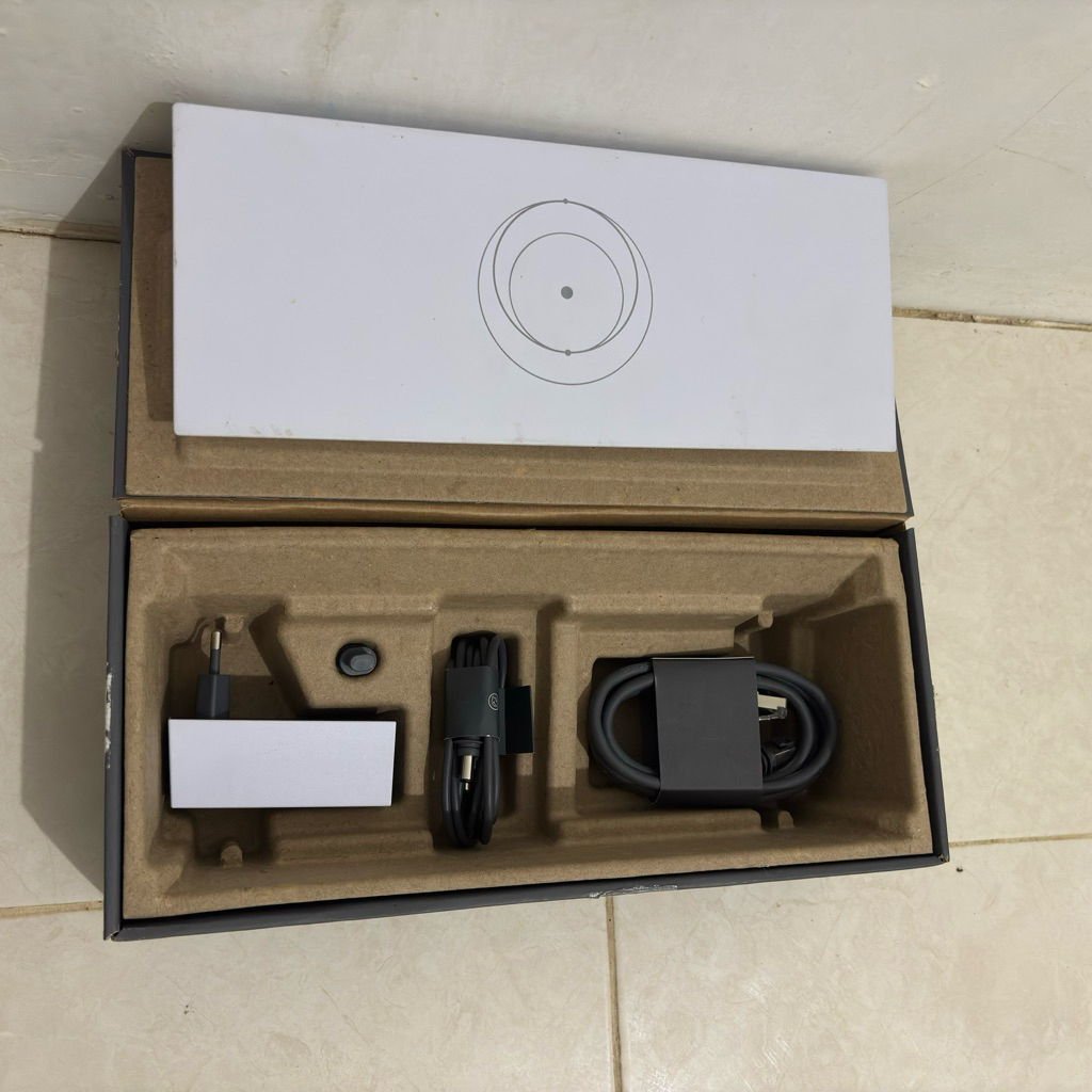 Router STARLINK GEN 3 mesh starlink gen 3 ORIGINAL (Router & adaptor saja)