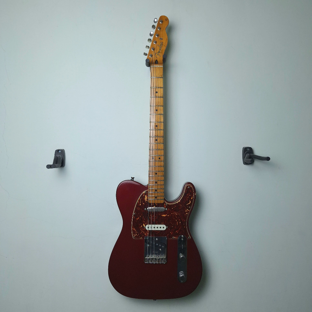 Fender Mexico Deluxe Nashville Telecaster in Candy Apple Red 2008 with Boutique Pickups
