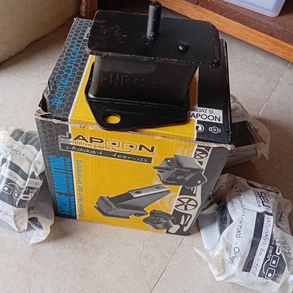 Engine Mounting L300 Diesel Japoon
