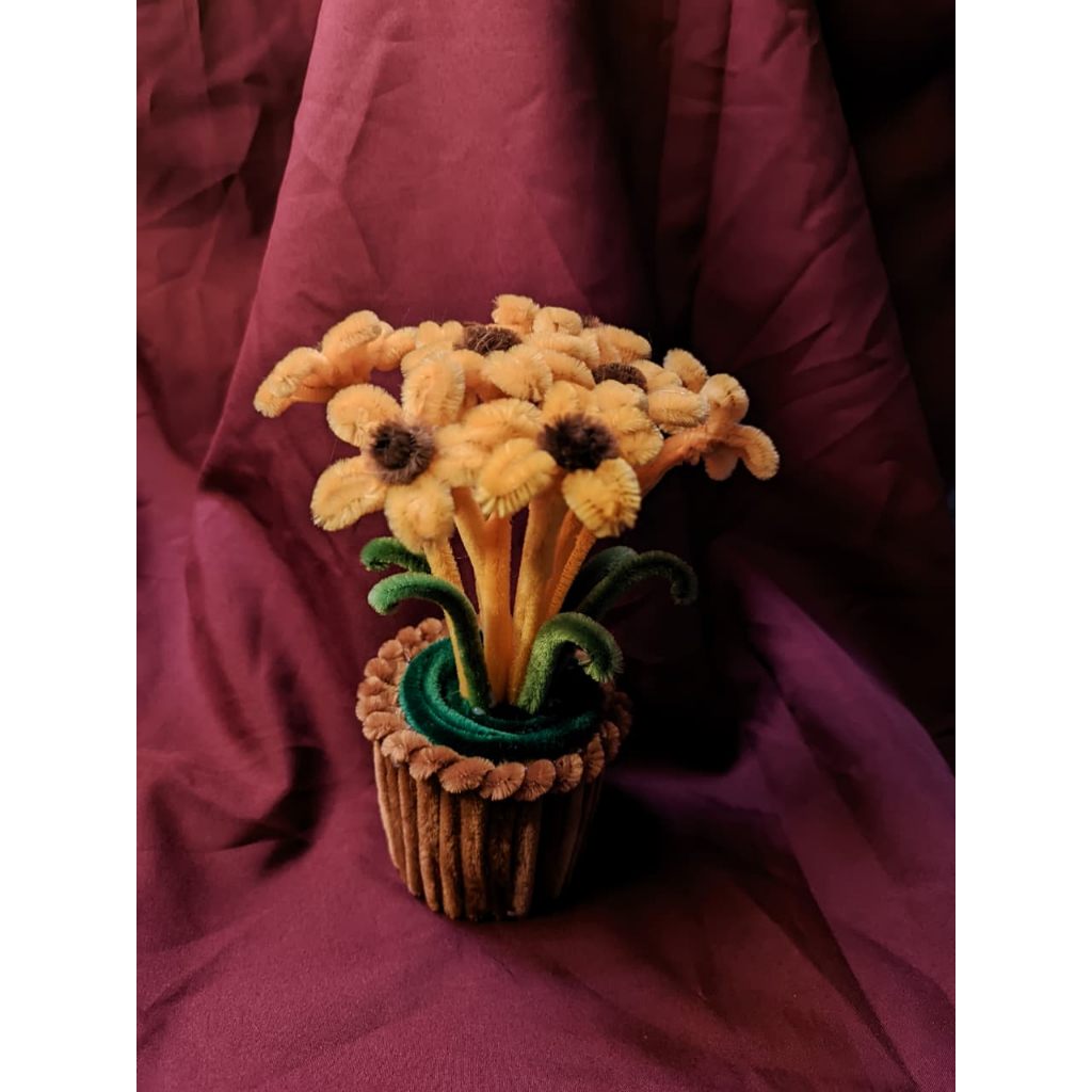 Bunga pot kawat bulu bunga daisy kuning