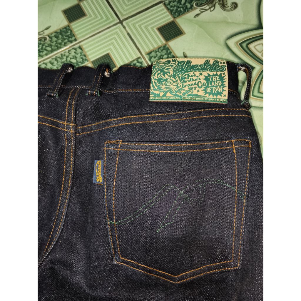 BLUESTATES DENIM ART NOTORIOUS TIGER 22oz SIZE 30 SLIMSTRAIGHT