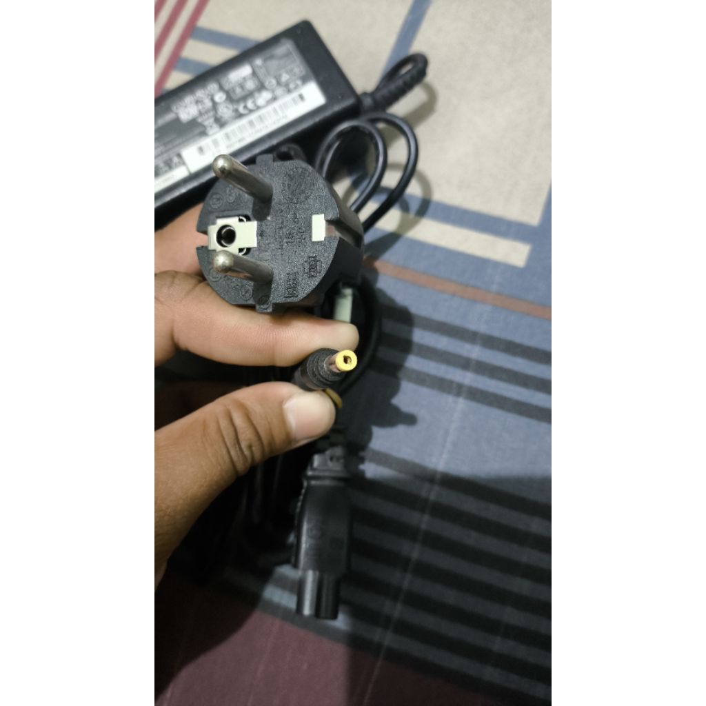 Charger Adaptor Laptop HP