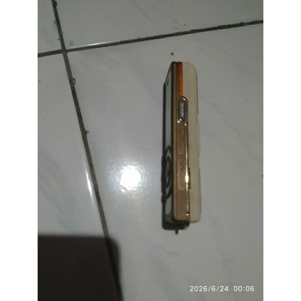 Nokia 7380 l'amour