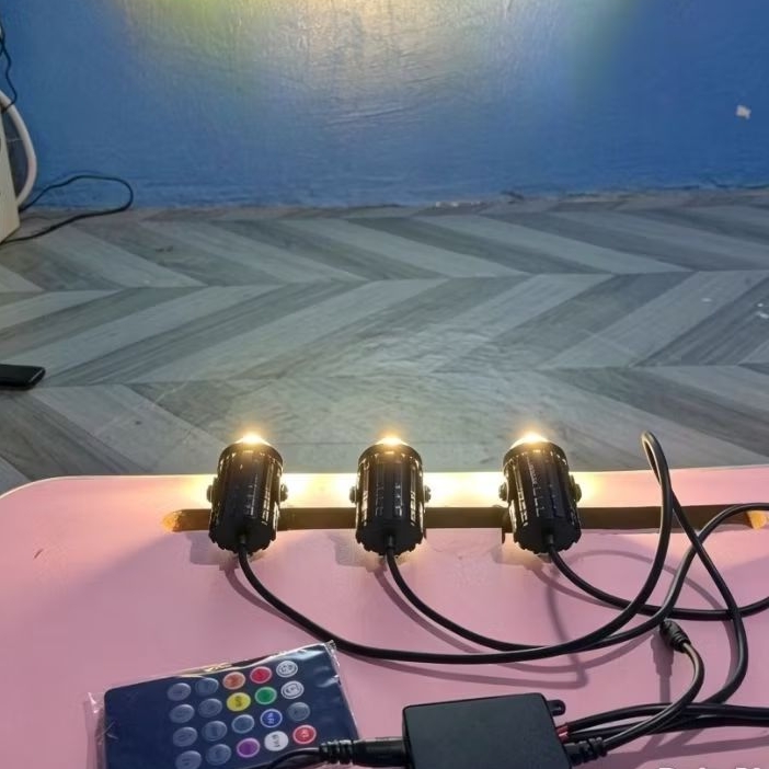 LED LASER SOROT BERKEDIP MENGIKUTI IRAMA MUSIK