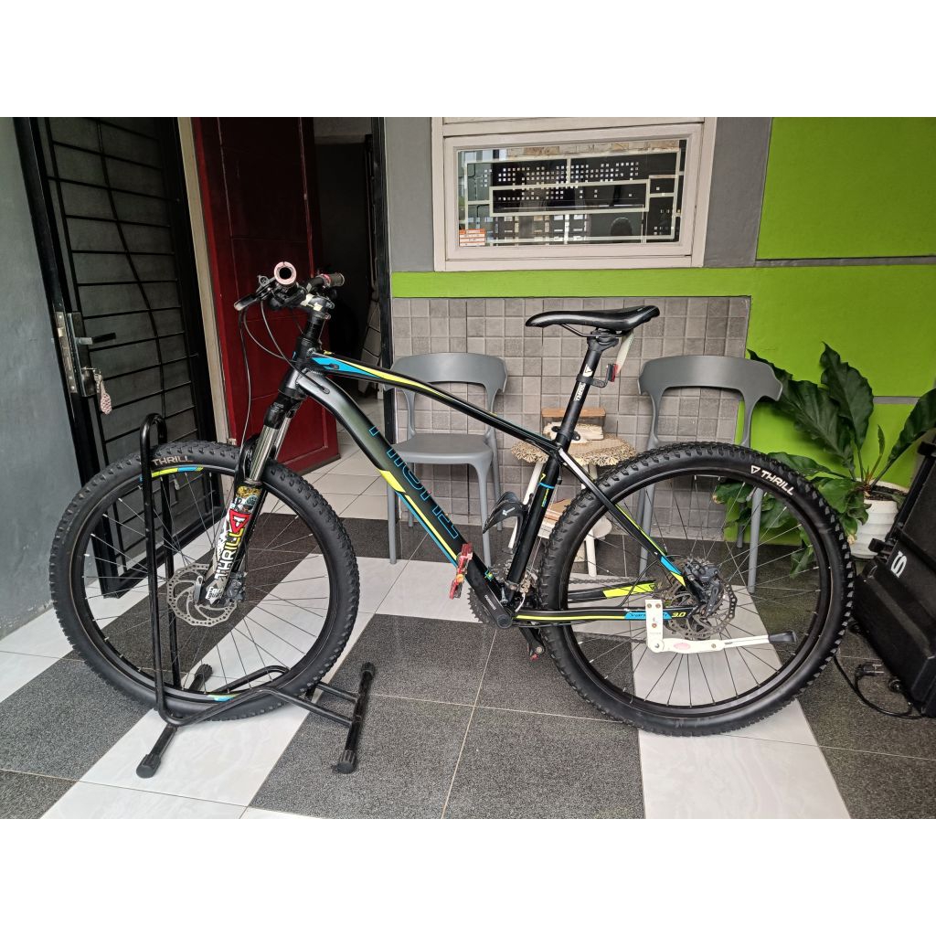 Sepeda Thrill VANQUISH 3.0(bekas) 27,5
