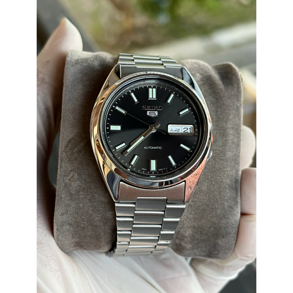 Seiko SNXS79K1 Seiko 5 black dial