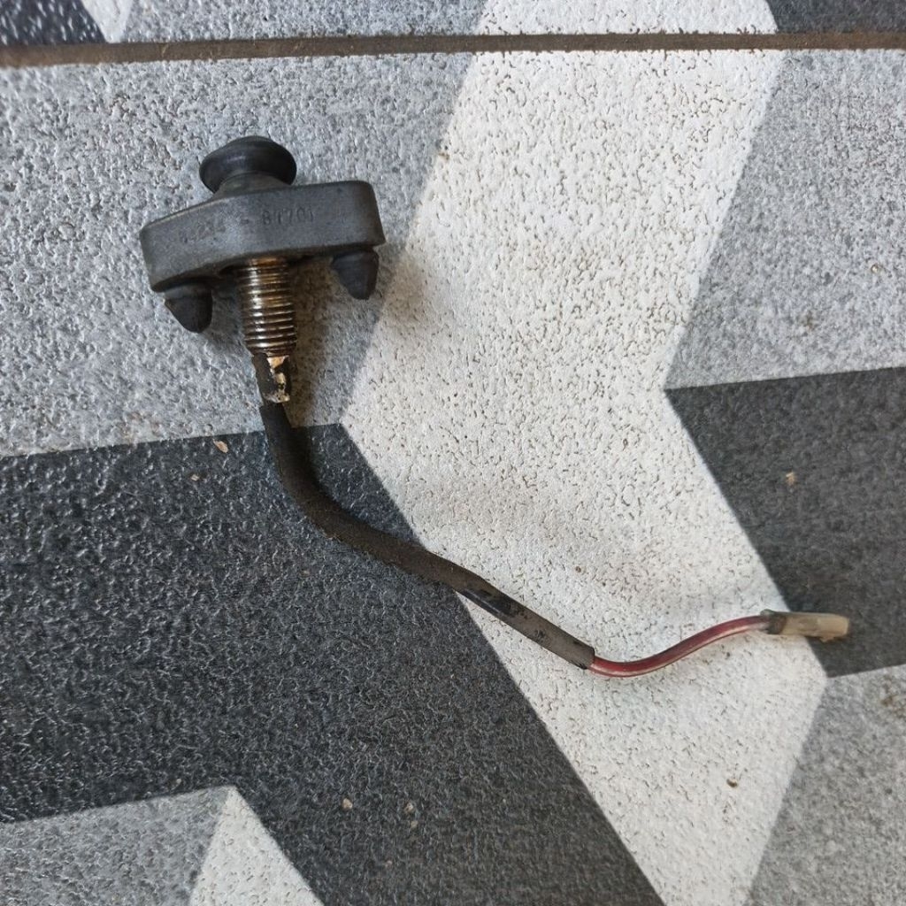 switch pintu daihatsu classy cx winner