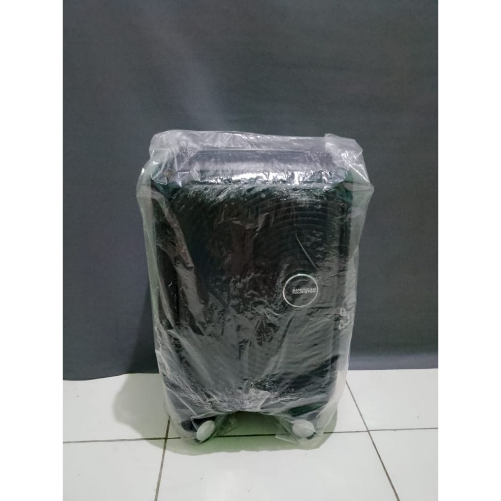 Kooer American tourister 20 inch/Blcak