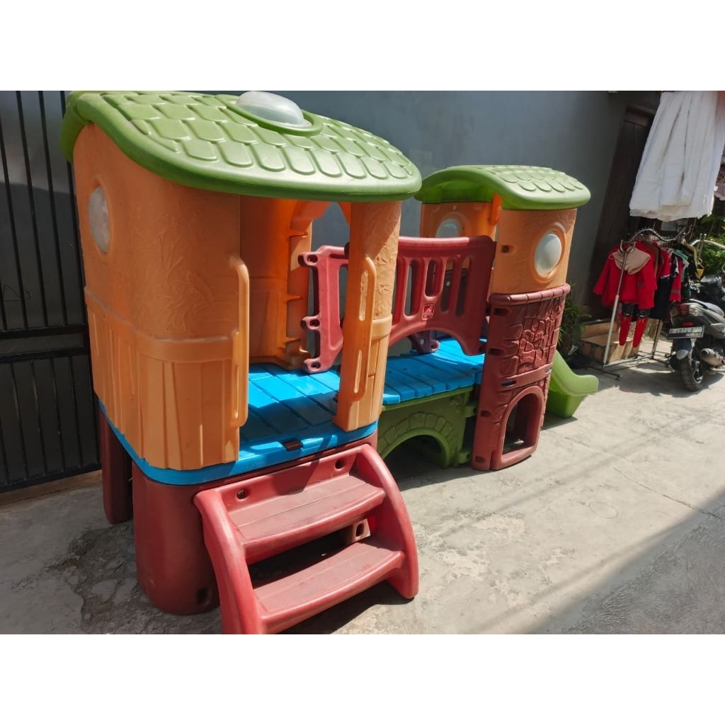 Step 2 Playhouse Preloved