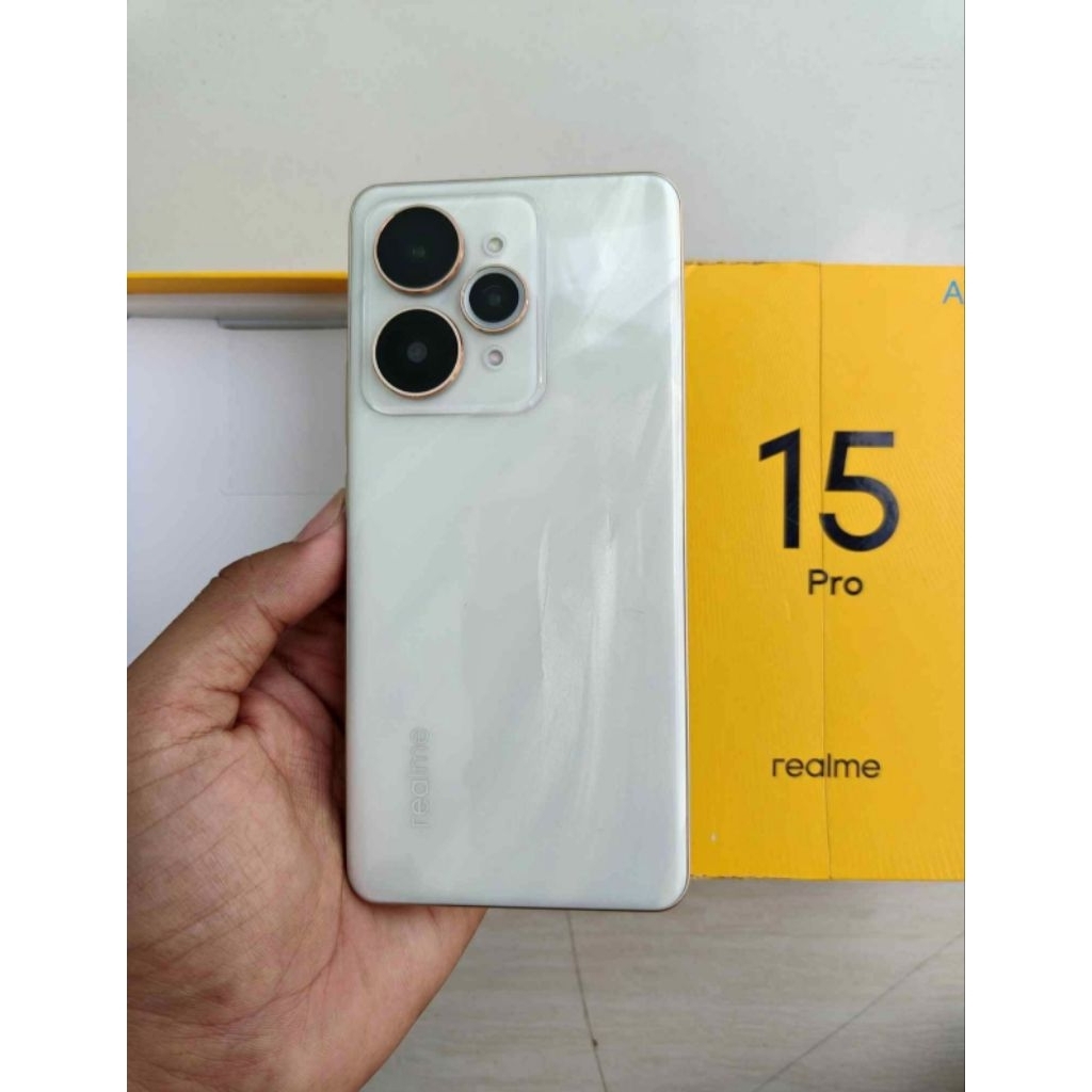 realme 15 pro 5g ram 12/512gb bekas fullset