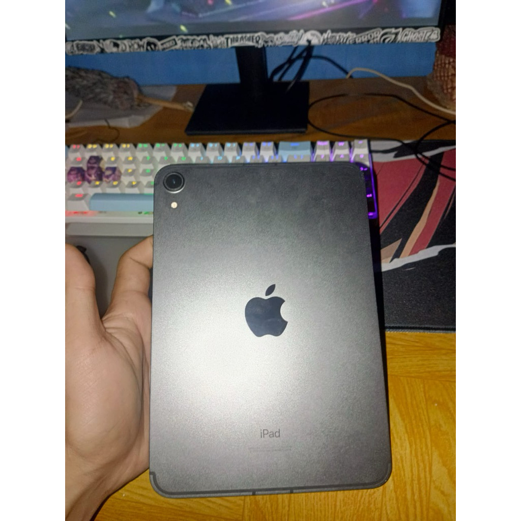 ipad mini 6 64GB cellular A2568 MINUS ICLOUD LOCK BUAT BAHAN AMBIL SPAREPART ATAU BYPASS. KONDISI SA