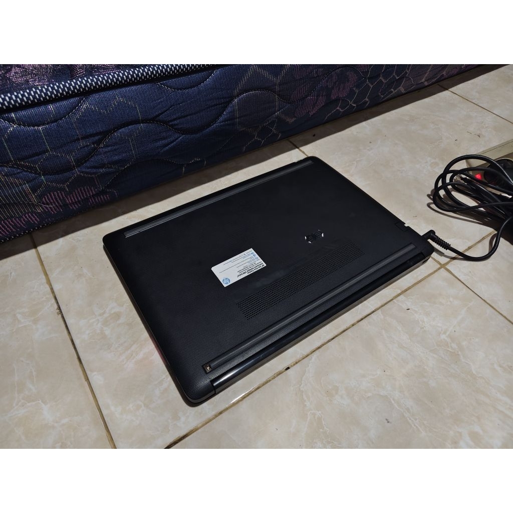 Laptop HP 14 Ryzen 3
