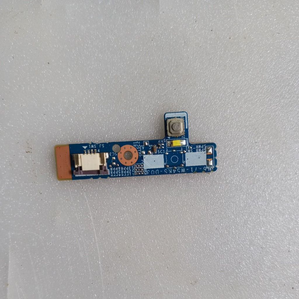 Tombol on off laptop Wearnes CI-1425