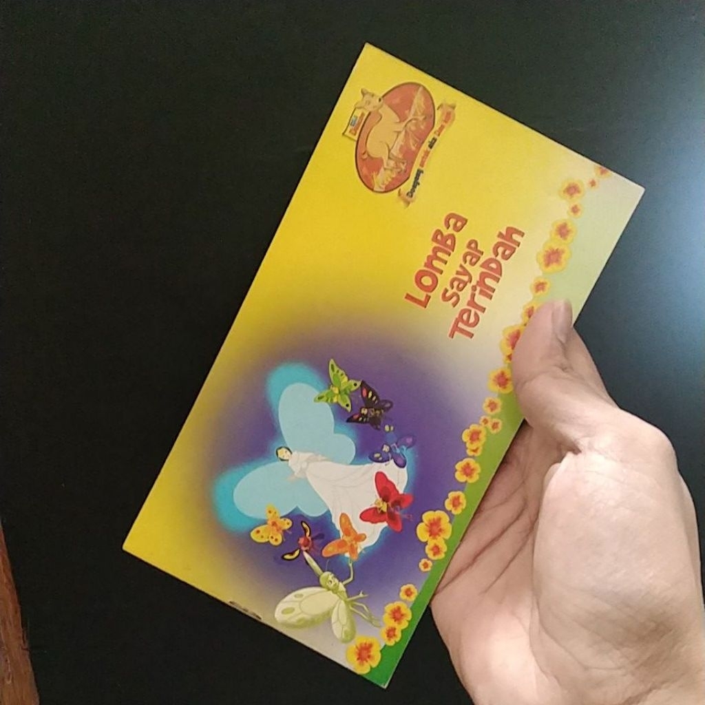 KOMIK DONGENG DANCOW LOMBA SAYAP TERINDAH