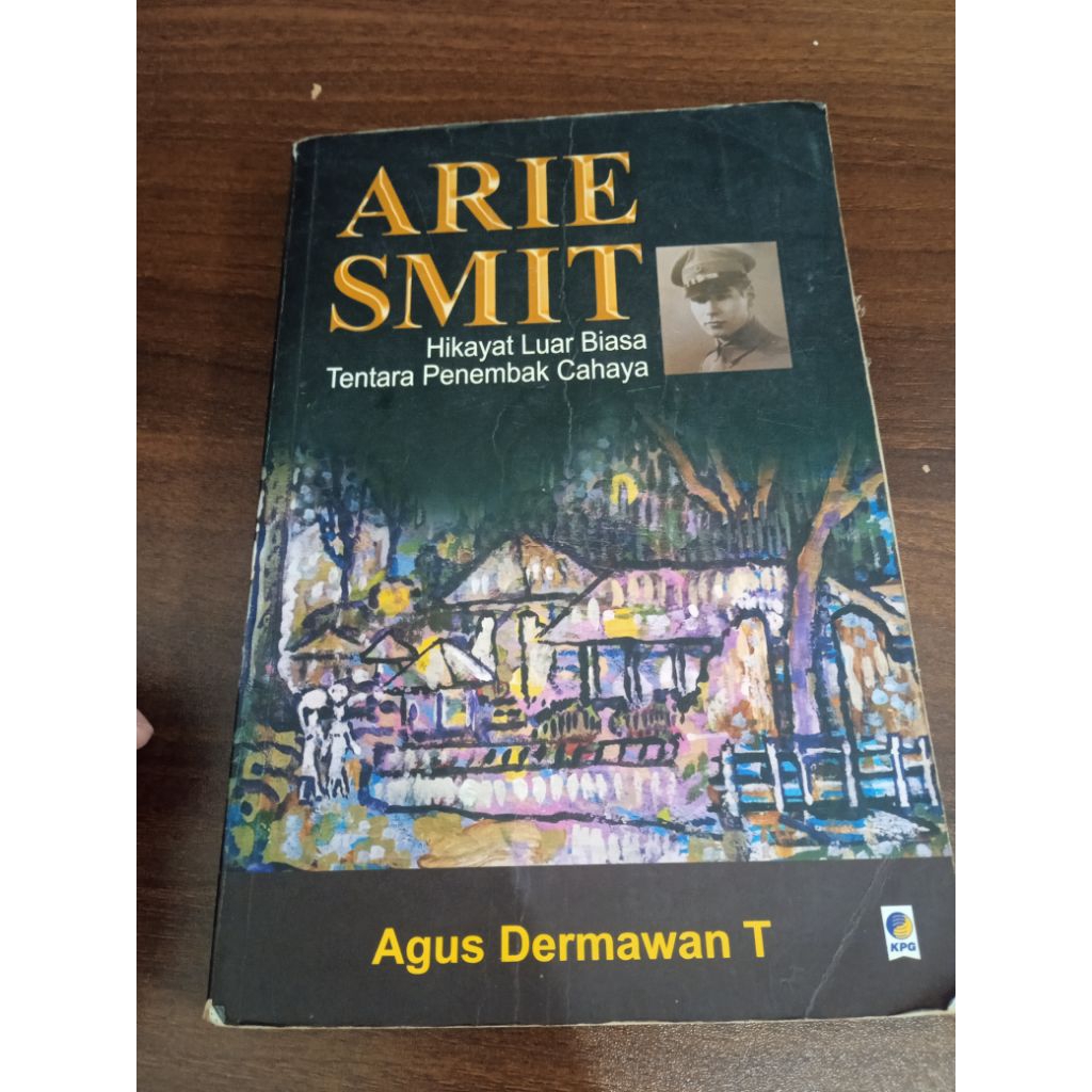 Buku Arie smit - hikayat luar biasa tentara penembak cahaya