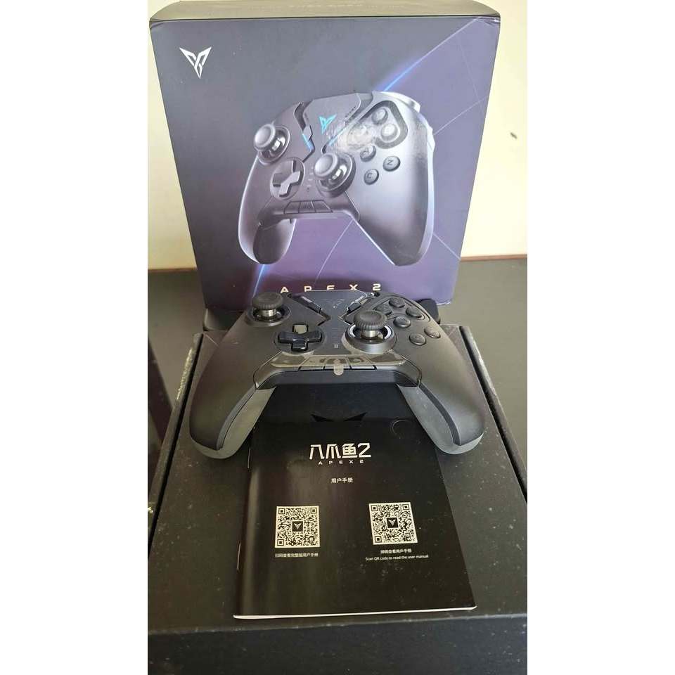 Flydigi APEX 2 (nyaris new)