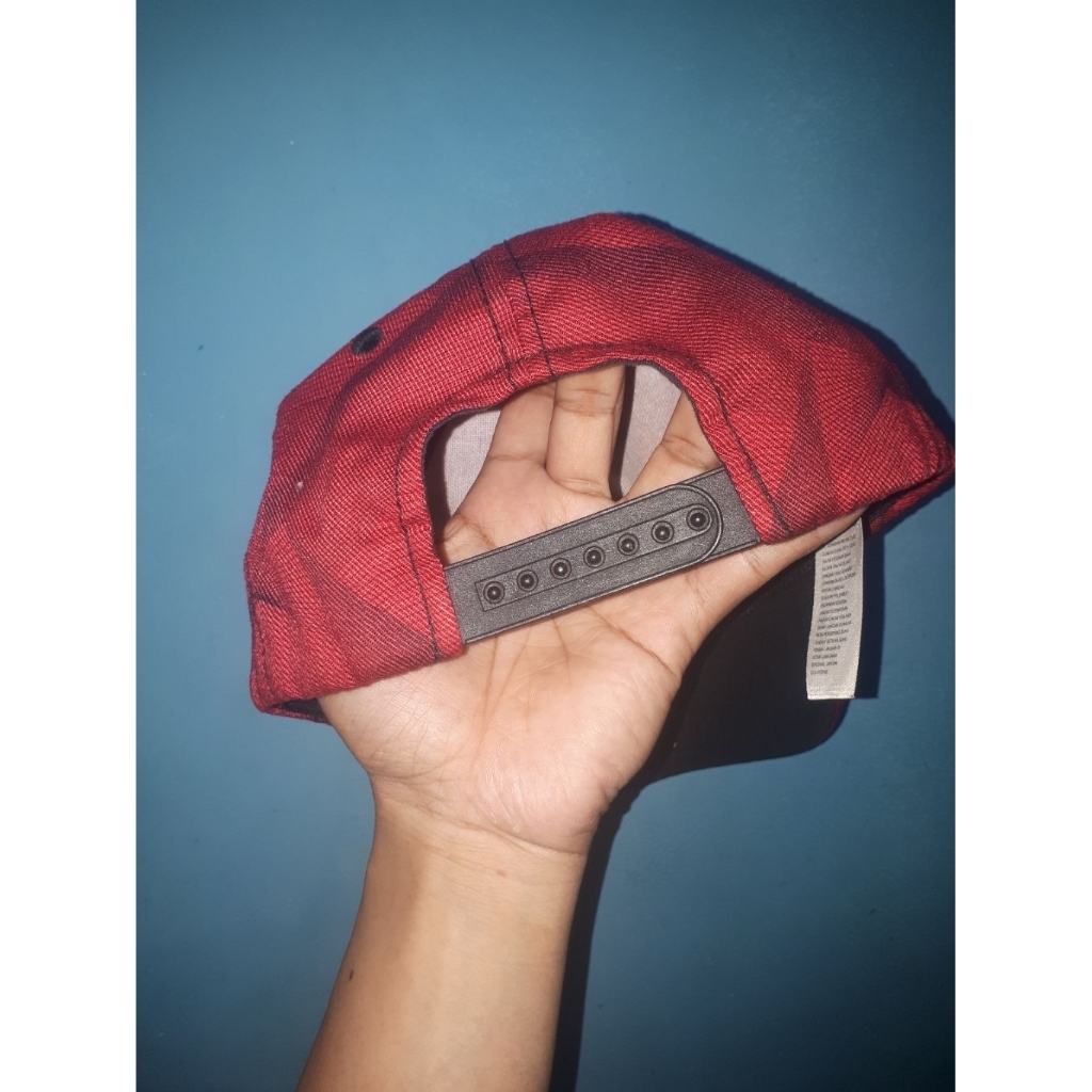 Caps/Topi MILLS KITA GARUDA