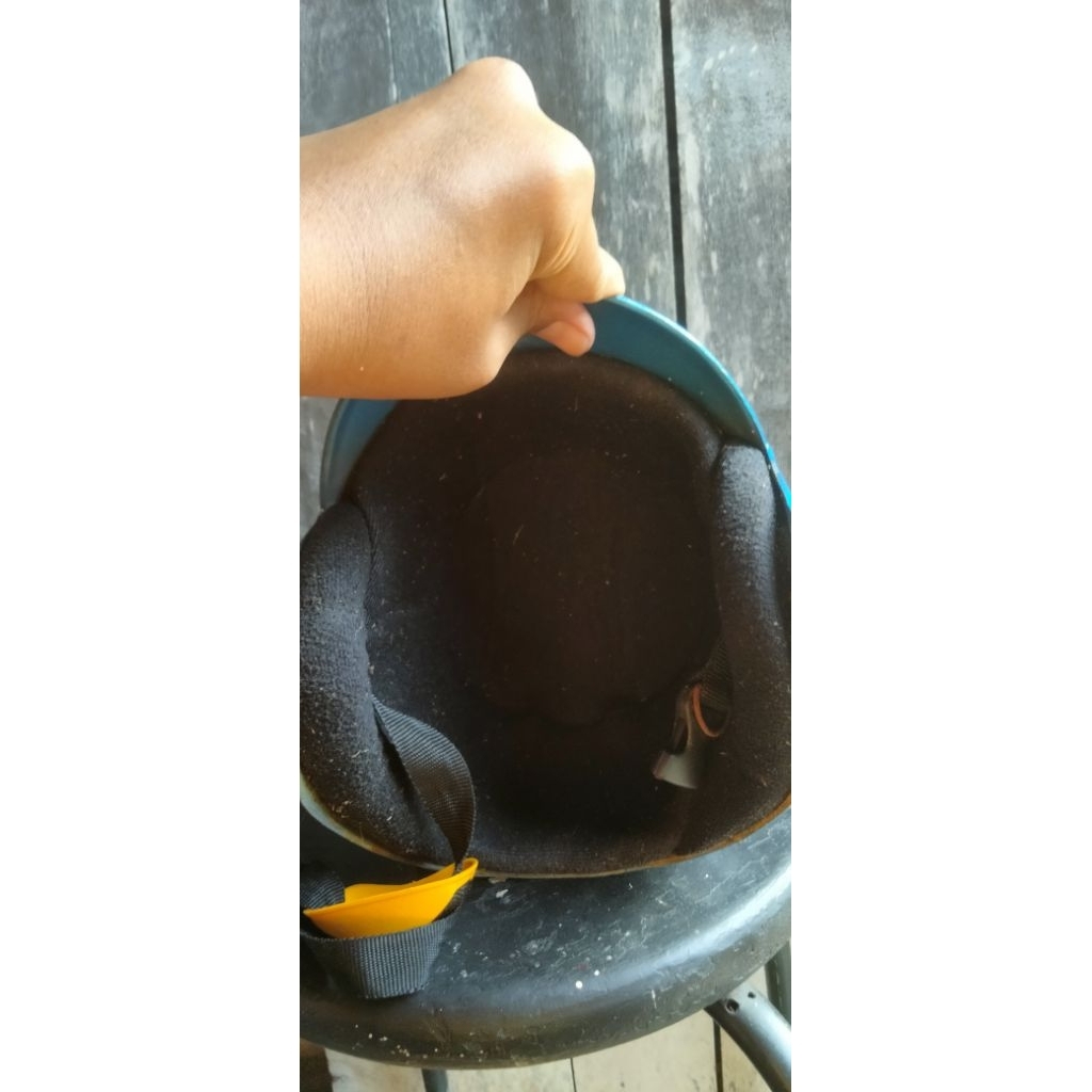 helm anak MRY