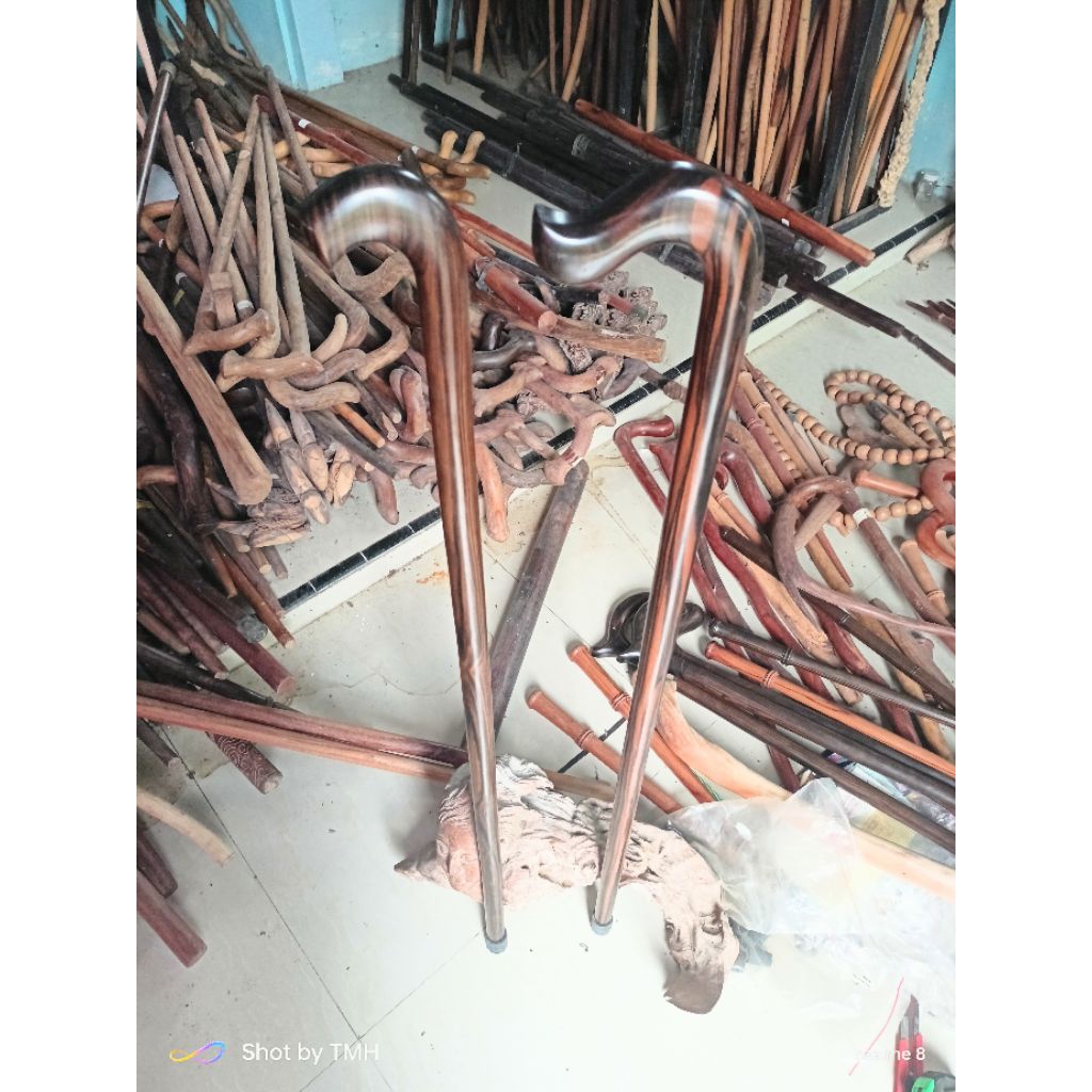 Tongkat kayu hitam ebony