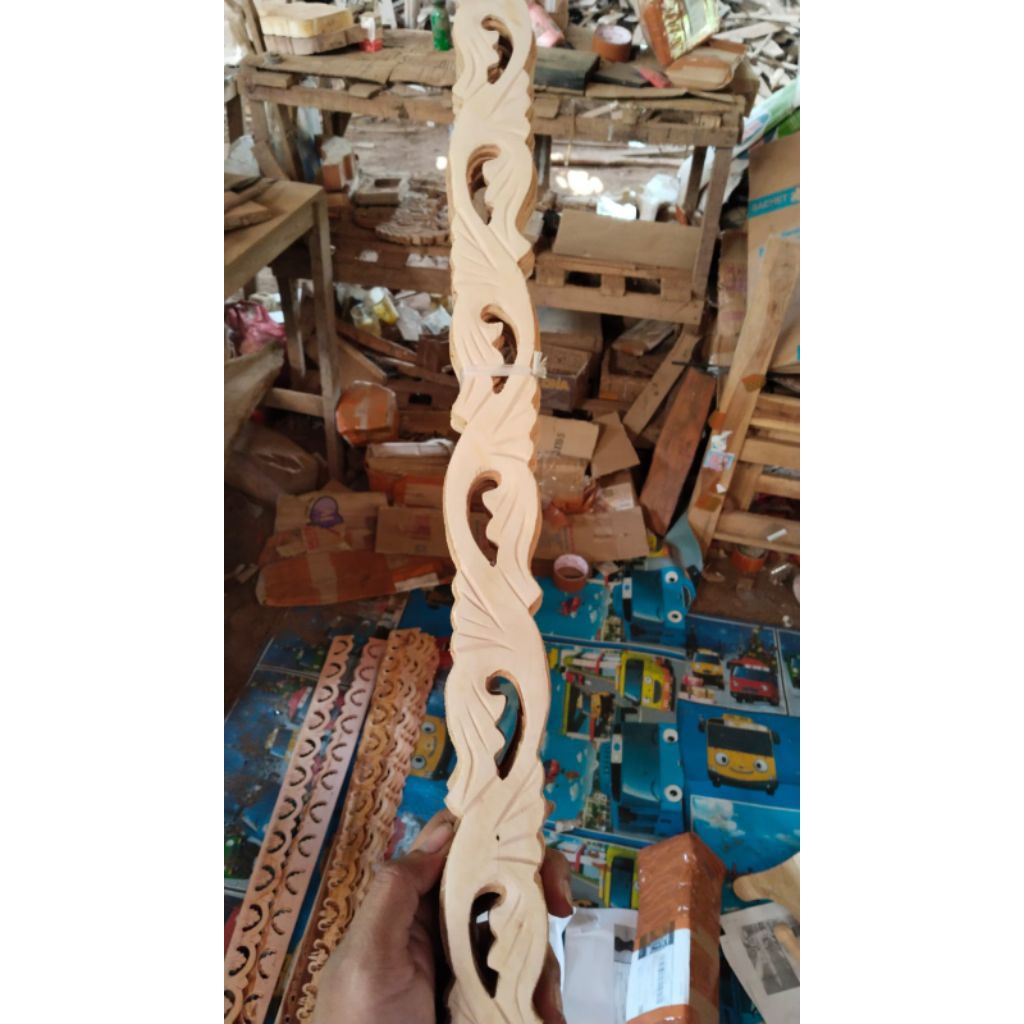 Lis Ukir Kayu Tempel Mentahan Belum Finishing