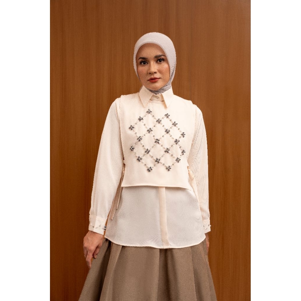Jenna and Kaia Official - Linqa Top - Kemeja Wanita Terbaru