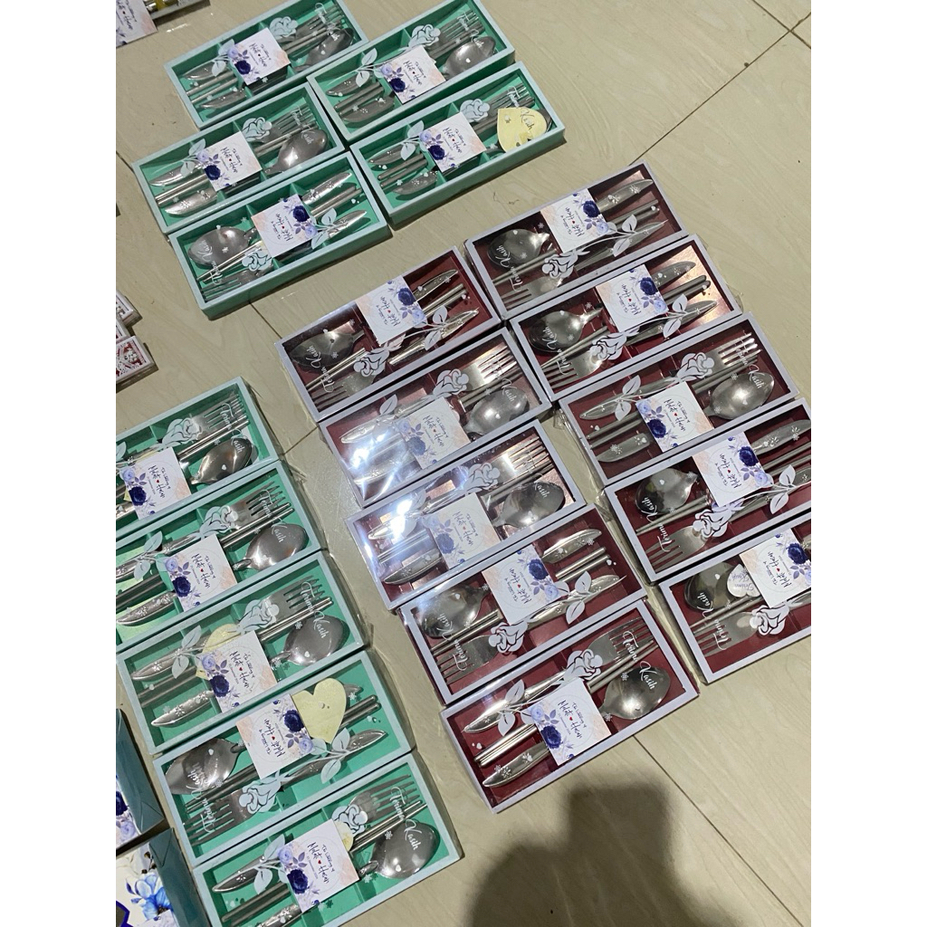 Set Sendok Garpu Sumpit Souvenir