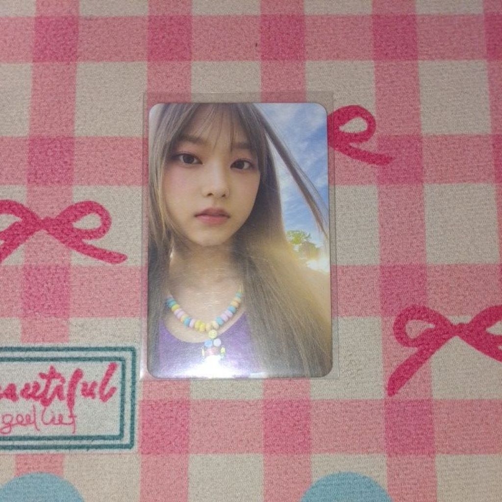 photocard official haerin cimol , baca desk sebelum membeli