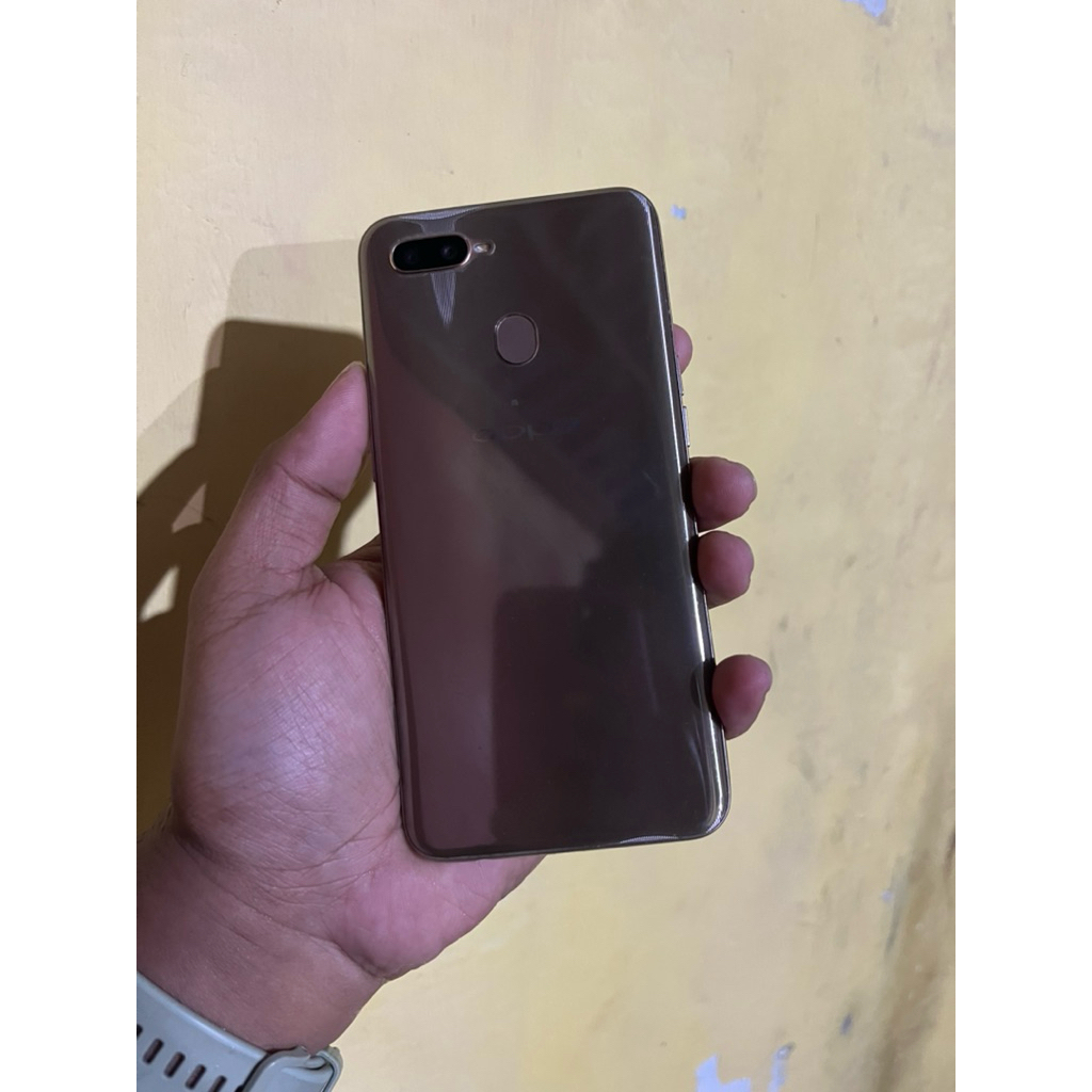 Oppo A7 Ram 4/64Gb kondisi minus stuck