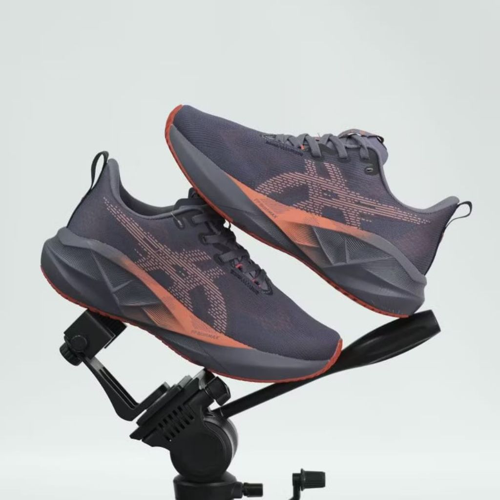 Sepatu Running Shoes Novablast 5 Corall Reef