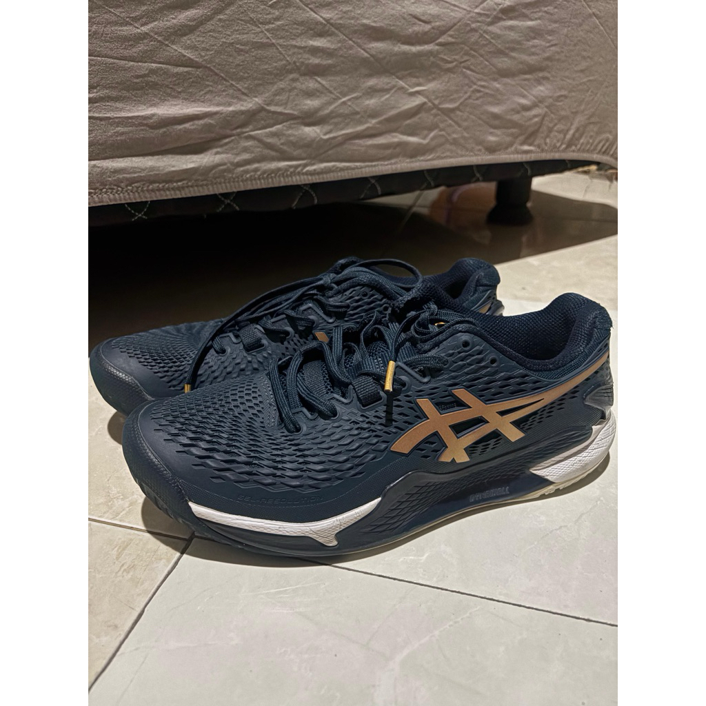 ASICS GEL RESOLUTION 9 (USED)