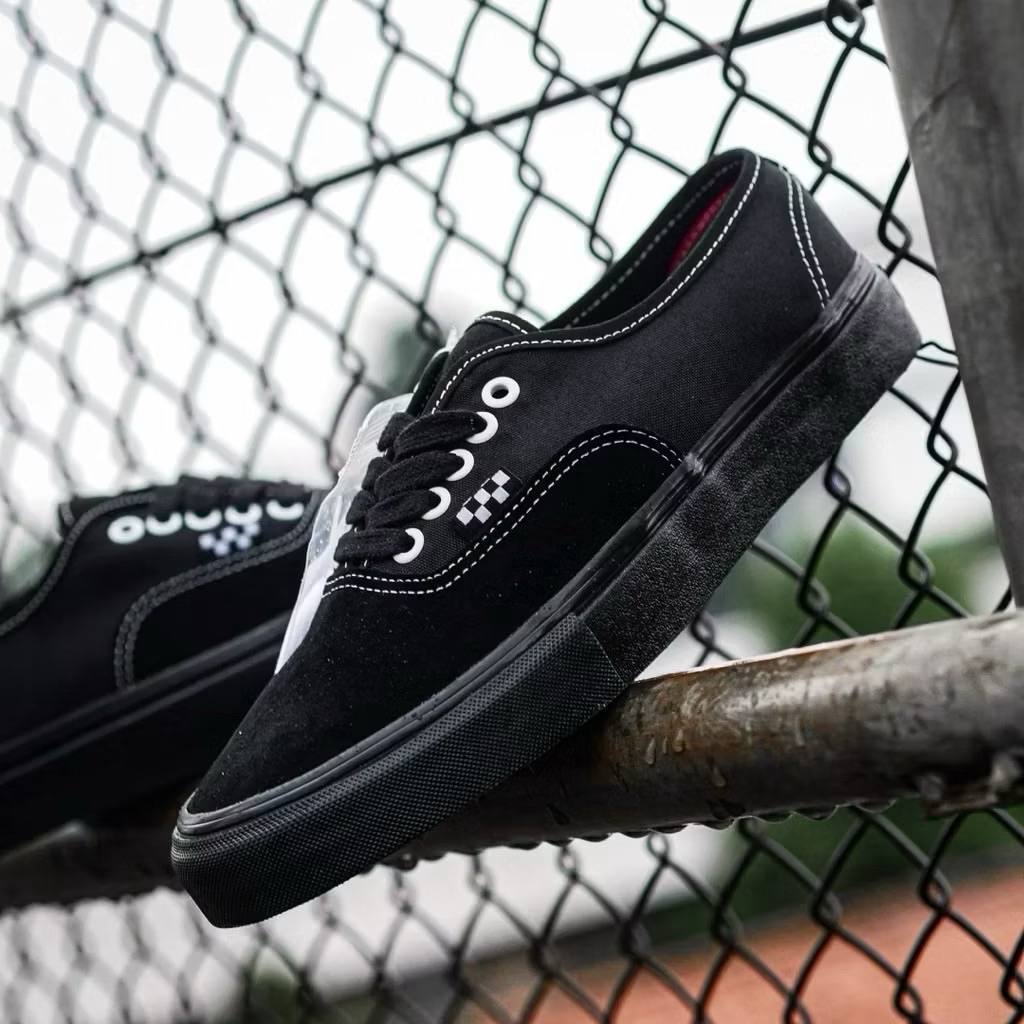 AUTHENTIC PRO SKATE ALL BLACK - ORIGINAL SHOES