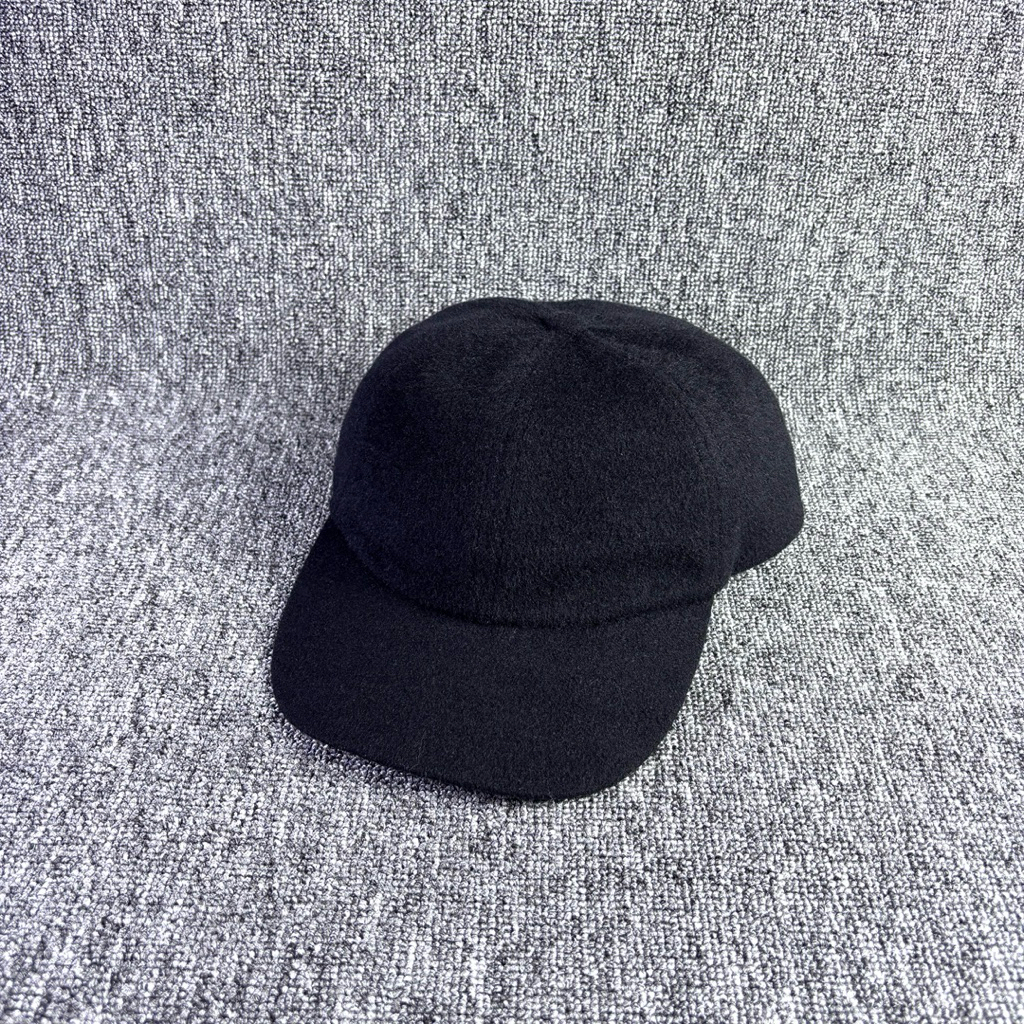 Topi Uniqlo Cap Wool Second Preloved Original 532