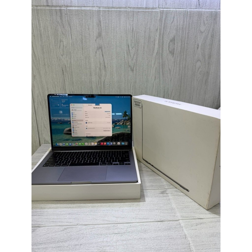 Macbook Air M3 13" 8/512GB second ex garansi inter