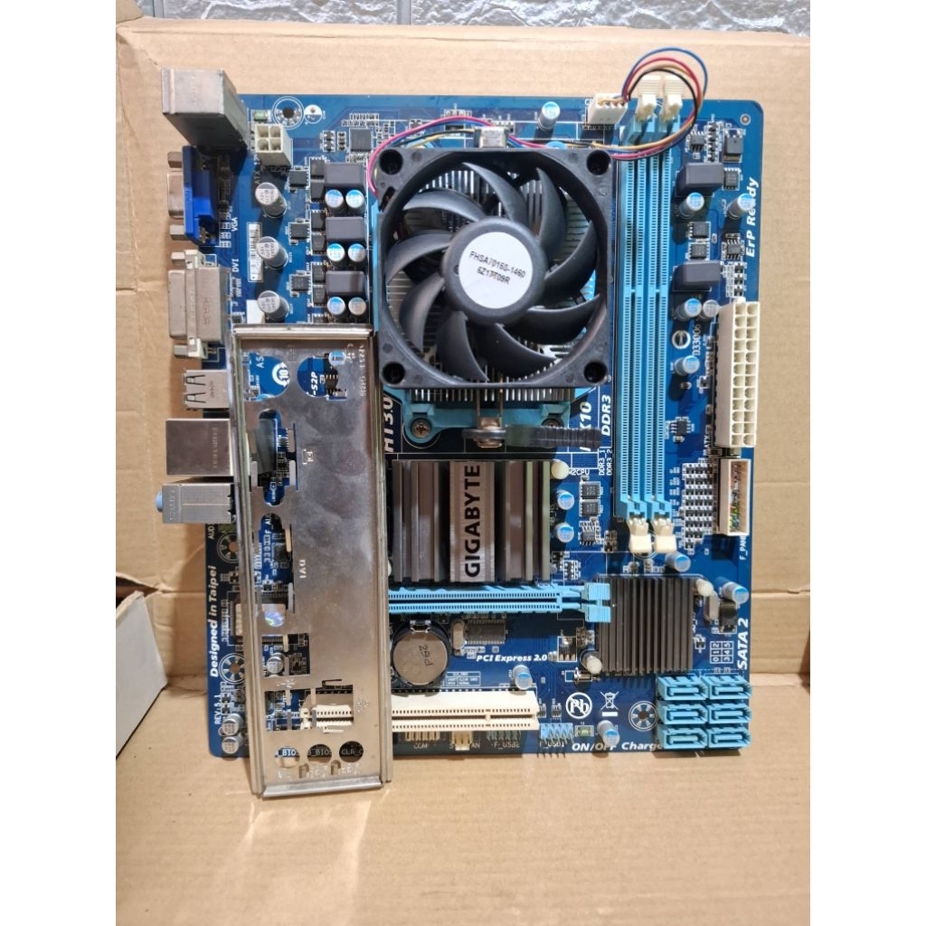 Motherboard Mobo AMD Gigabyte AM3+ Processor Phenom IIx6 1055T Fan Ori