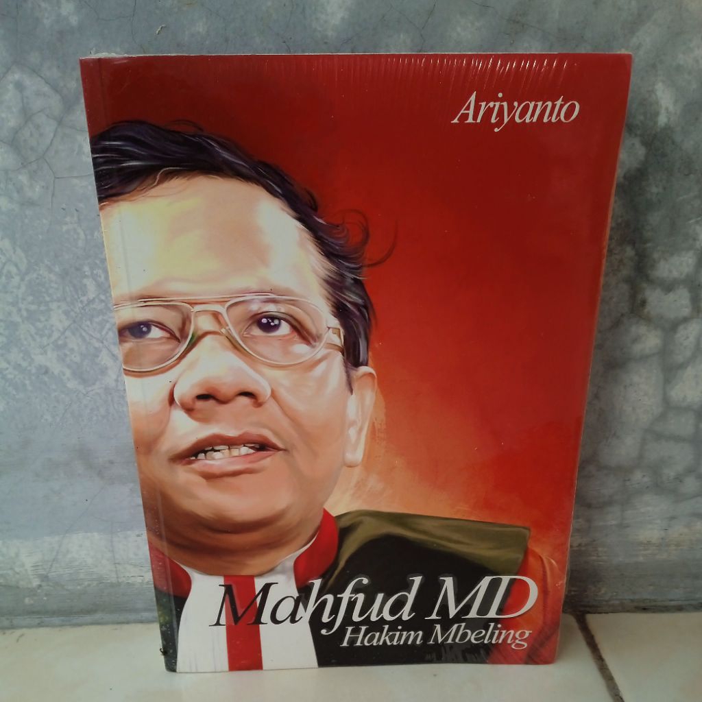 Mahfud MD Hakim Mbeling - Ariyanto