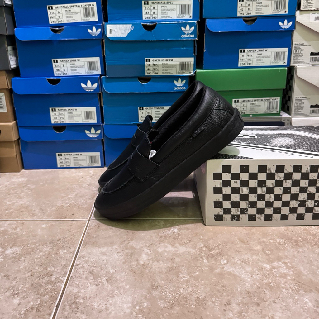 Vans skate loafer black black (Resmi PT NAVYA)