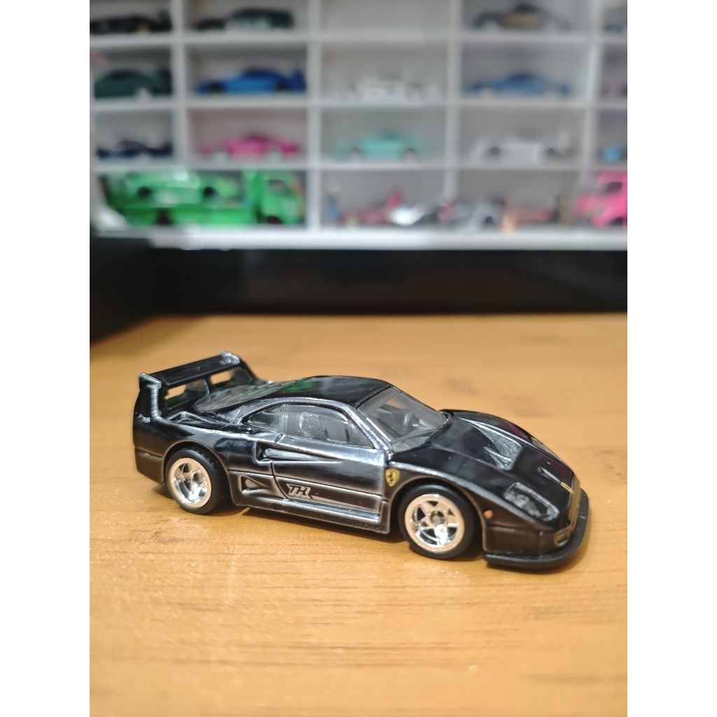 Wheels Super Treasure Hunt (STH) Ferrari F40 Competizione - Rivet - Loose