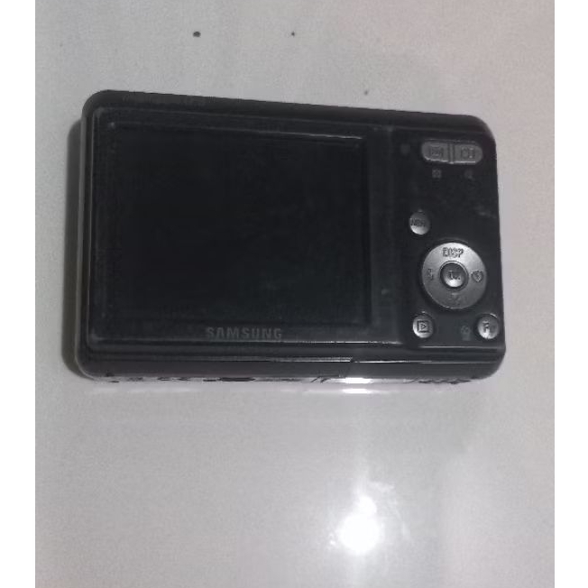 SAMSUNG ES17,Kamera digital pocket bekas (Baca deskripsi).