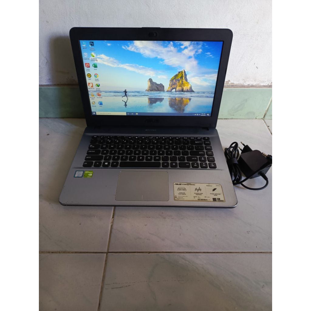 Laptop ASUS X441U VGA NVIDIA