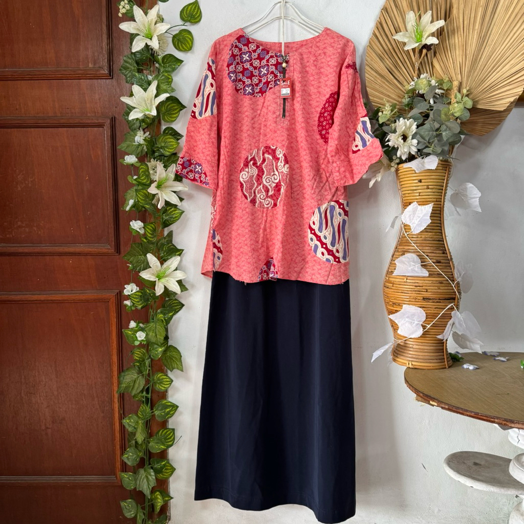 Set Blouse Batik Rok Navy