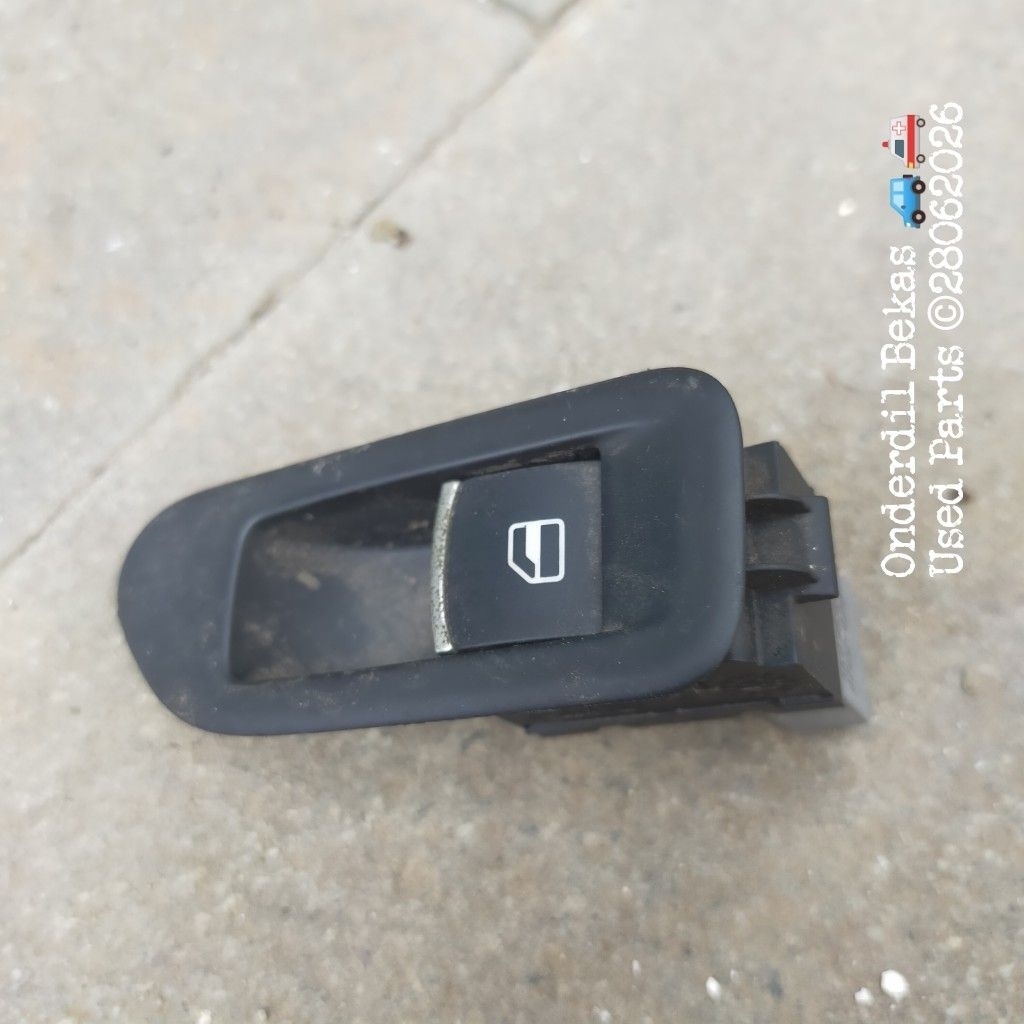 VW Mk6 Golf VW transporter Rear Right Door Window Switch & Trim